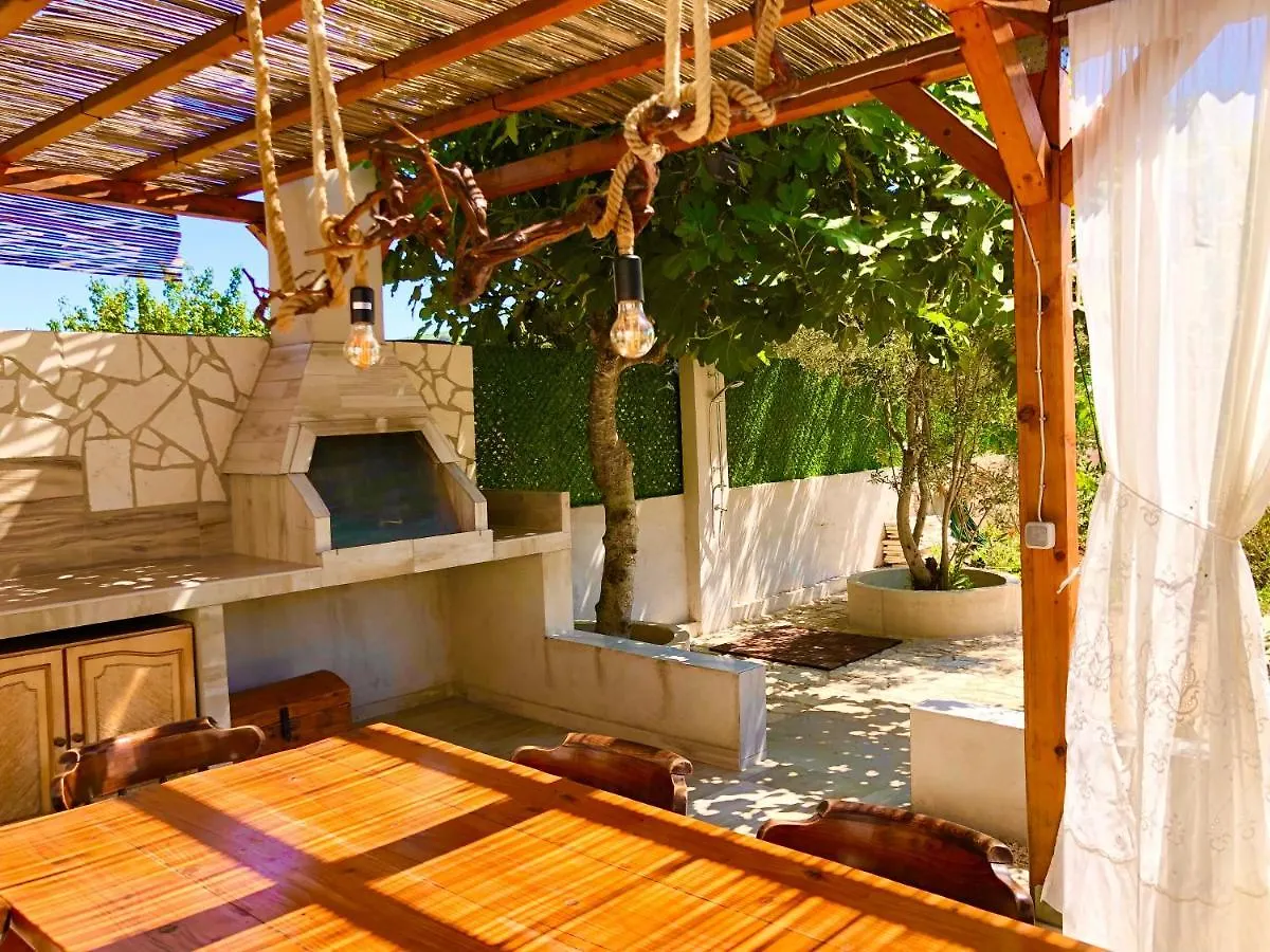 בית נופש הוילה Mrljane House Gita